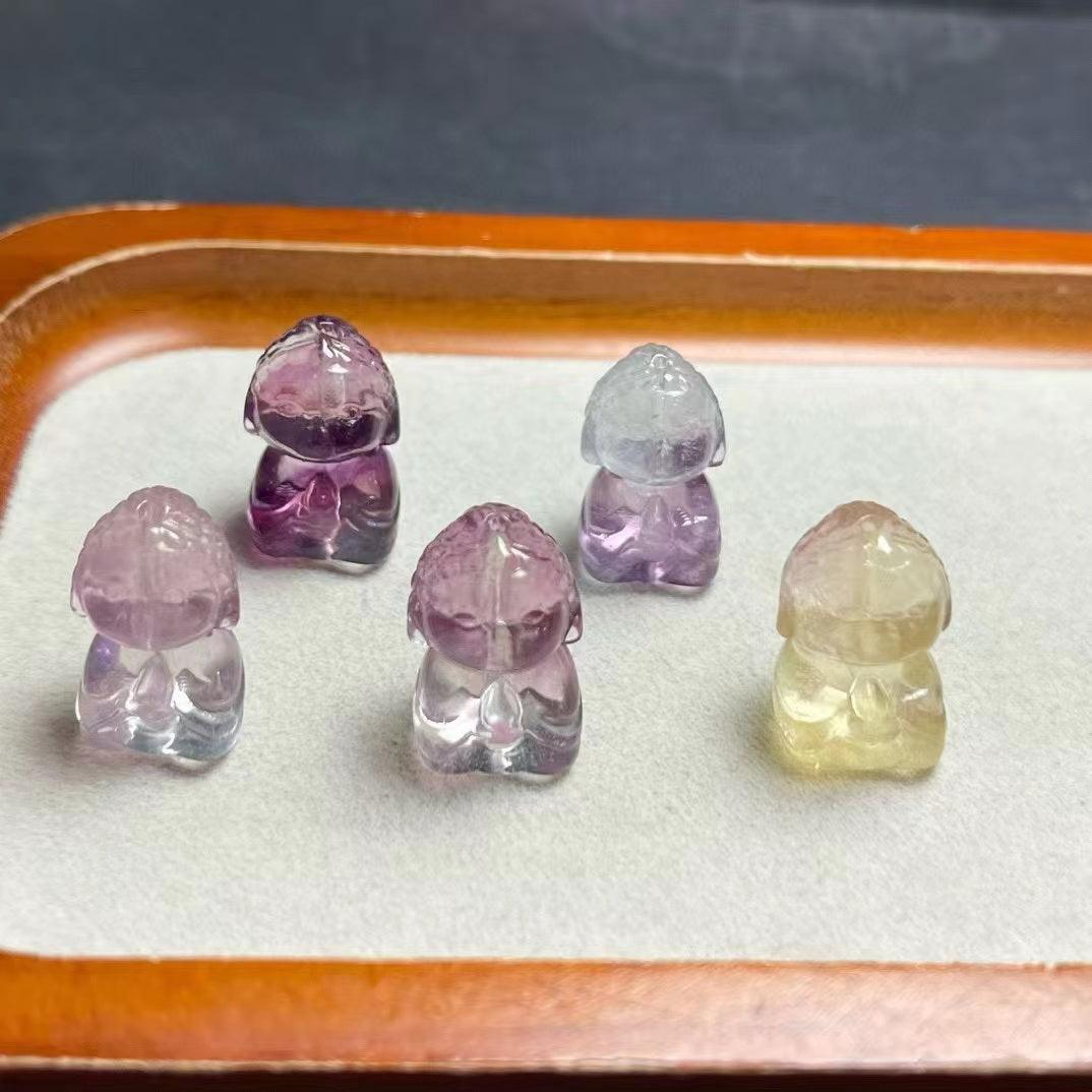New Fluorite Buddha Carvings With Through Holes Pendant zhongwangshuijin