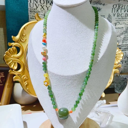 Hetian Jade Bead Clavicle Necklace with Luxury Elements Crystal Country Arts and Crafts