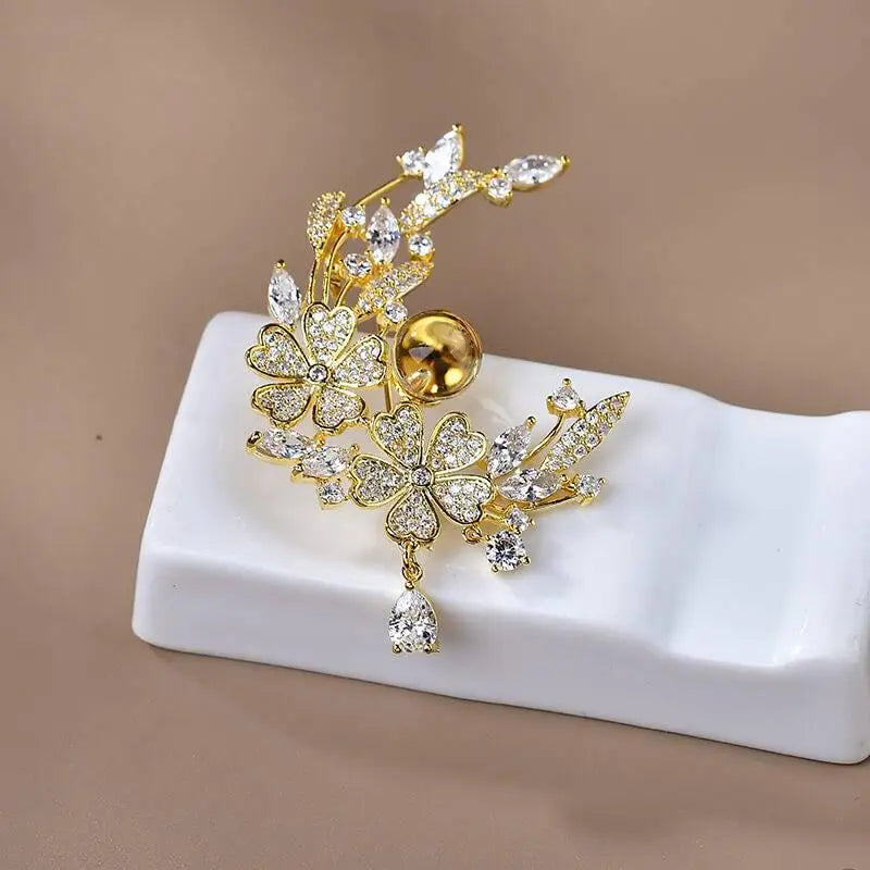Natural Citrine Brooch - Moon Flower Elegant Accessory Crystal Country Arts and Crafts