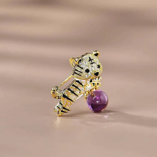 Natural Amethyst Brooch - Little Tiger Design Jewelry Crystal Country Arts and Crafts