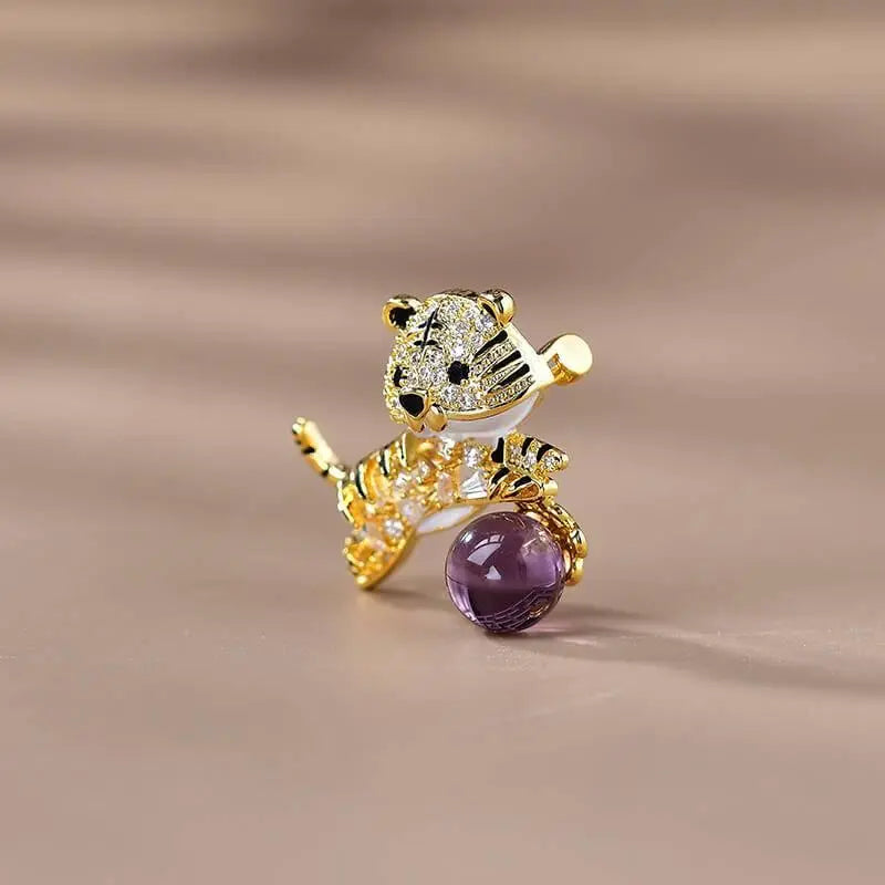 Natural Amethyst Brooch - Little Tiger Design Jewelry Crystal Country Arts and Crafts