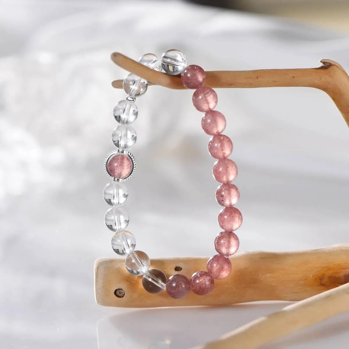 Natural White Crystal Strawberry Crystal Bracelet for Elegance Crystal Country Arts and Crafts
