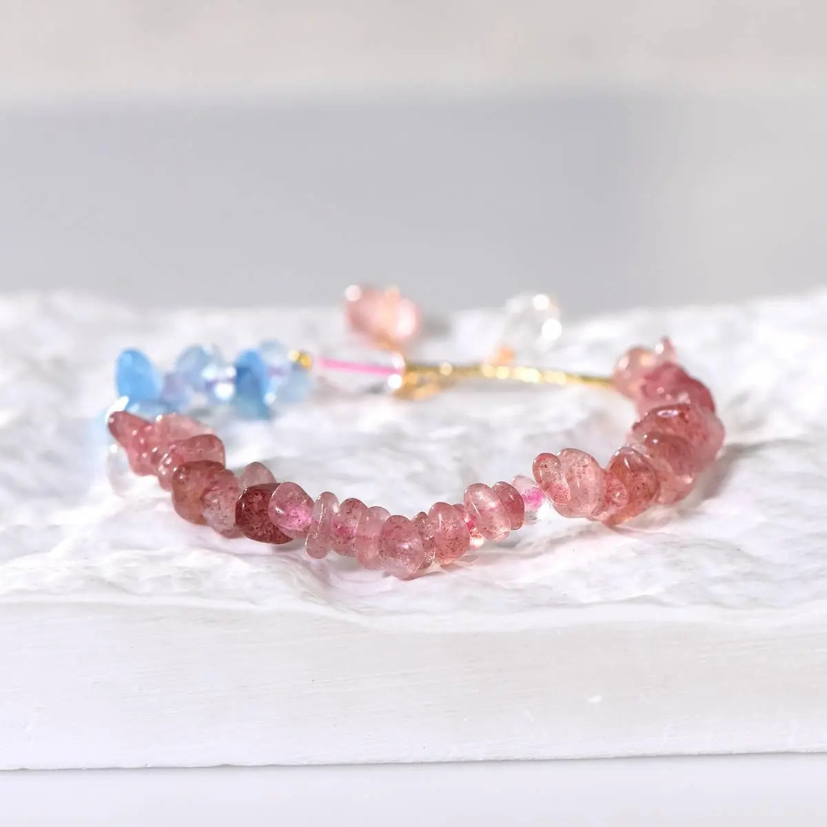 Strawberry Crystal Aquamarine Gravel Bracelet for Elegance Crystal Country Arts and Crafts