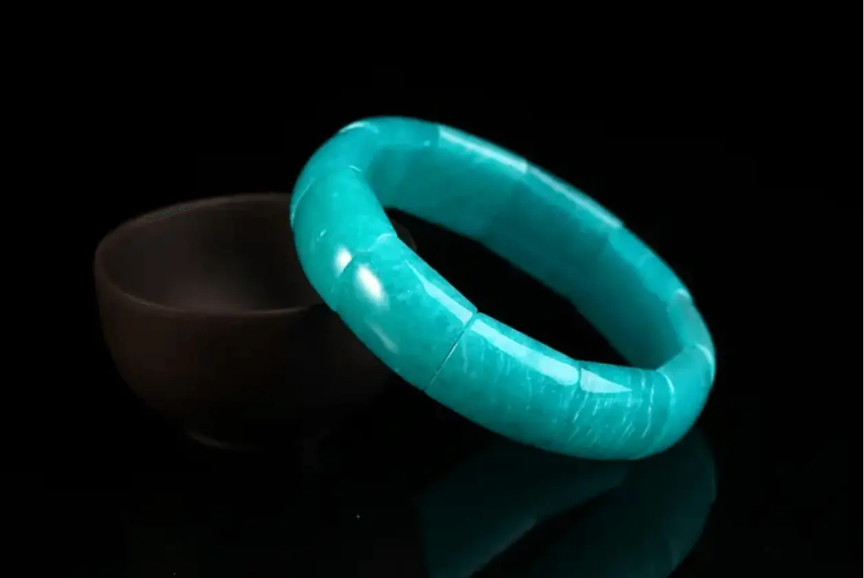 Elegant Rectangular Bangle Bracelet in Natural Amazonite xuyuan