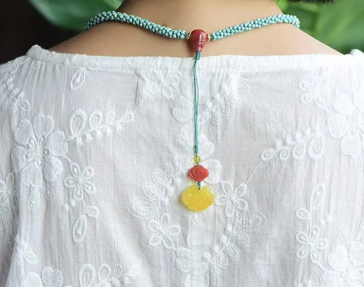 Amber Glow Elegance Necklace for Natural Sophistication xuyuan