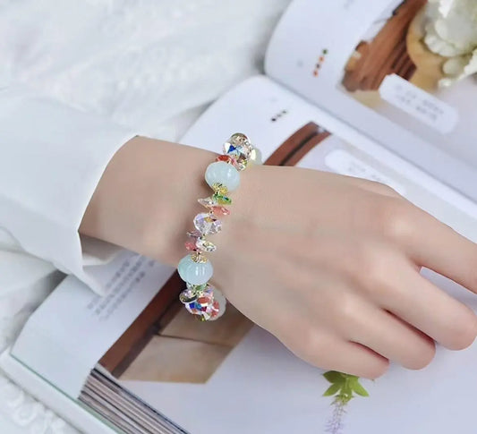 Elegant Jadeite Women's Bracelet with Cultural Significance xuyuan