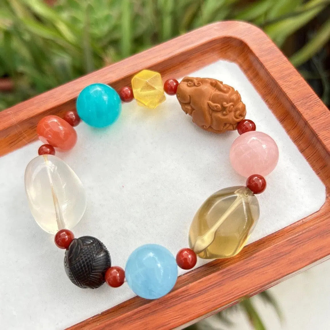 Natural Multitreasure Bracelet with Unique Gemstones jingshiji Arts and Crafts