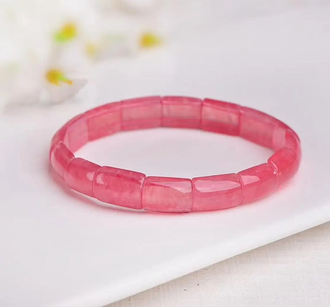 Red Patterned Stone Hand Arranged Natural Crystal Piece xuyuan