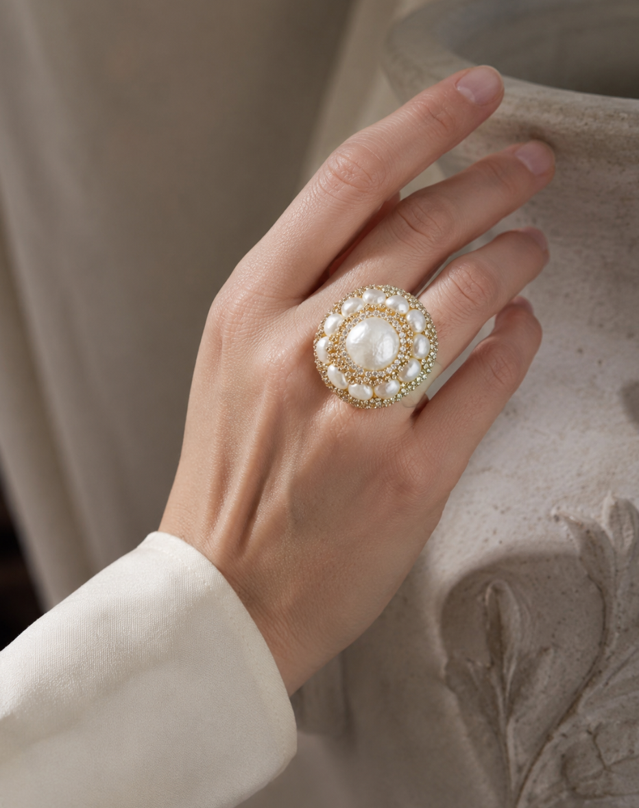 Romantic pearl ring vintage style inspired by freshwater baroque pearl jewelry and natural pearl elegance.