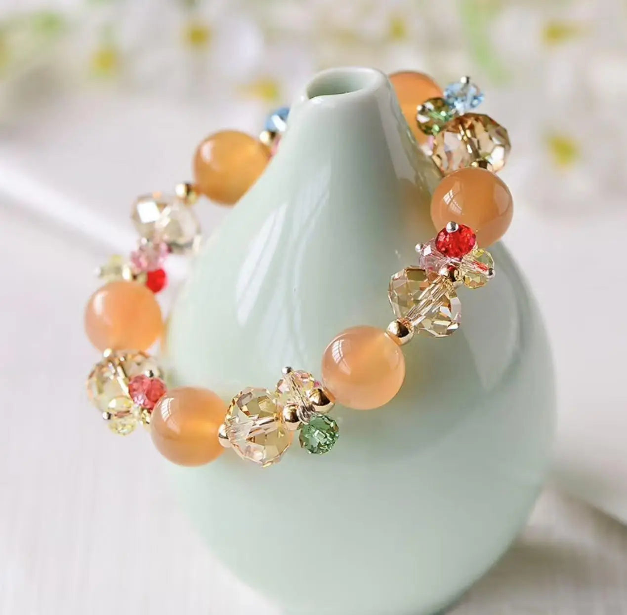 Stylish Topaz Bracelet with Elegant Design and Craftsmanship xuyuan
