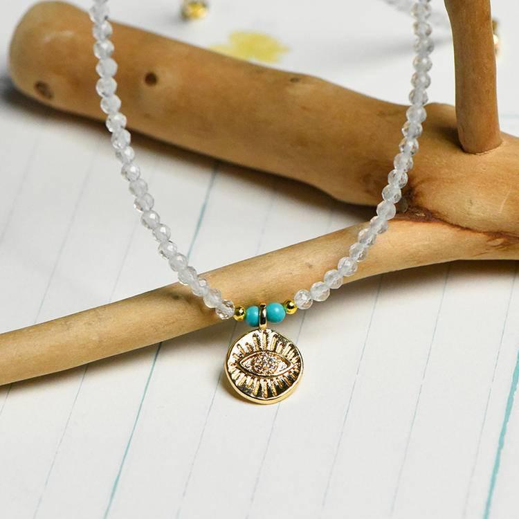 White Crystal Faceted Necklace Clavicle Chain Elegant Design