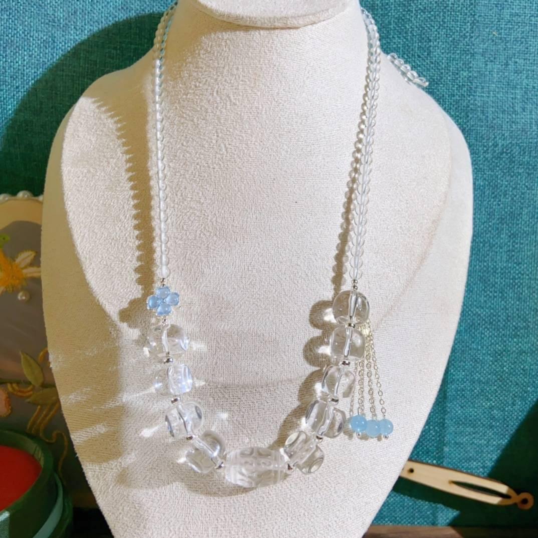 Natural White Crystal Back Pattern Barrel Beads Clavicle Chain