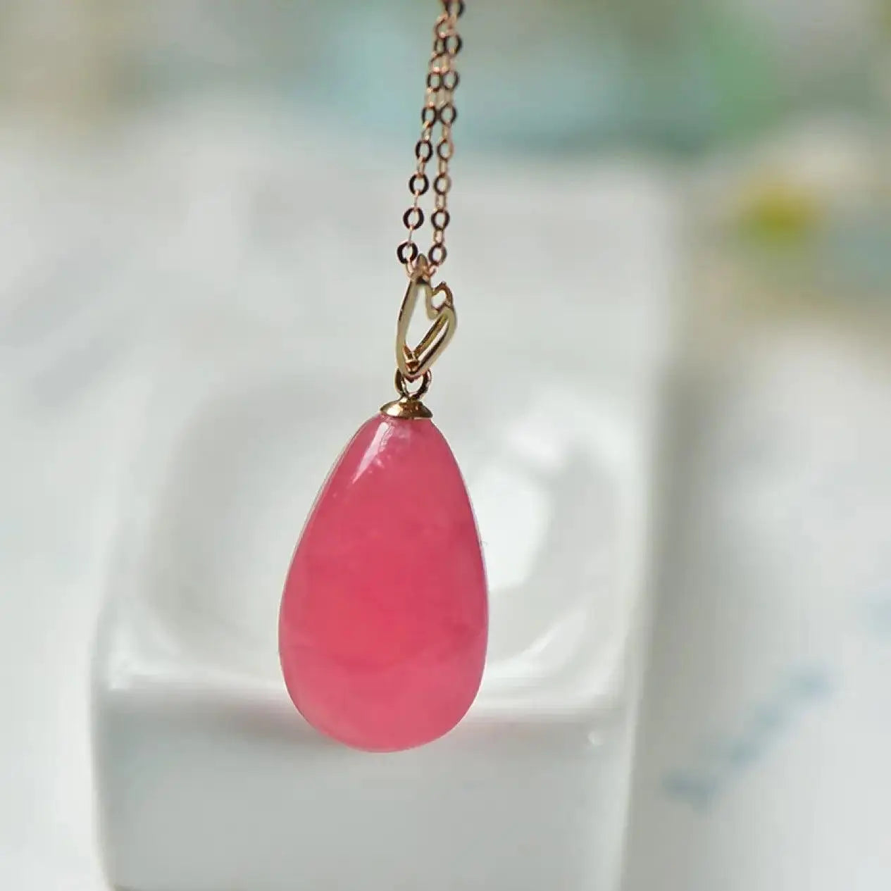 18K Gold Rhodochrosite Pendant Necklace Elegant Red Jewelry xuyuan